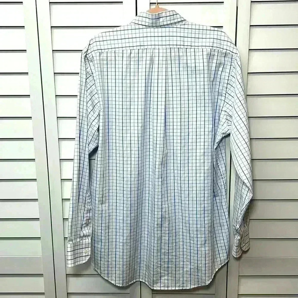 Chaps Classic Fit Twill Wrinkle Free Button Down Shirt Size Large - Picture 8 of 8